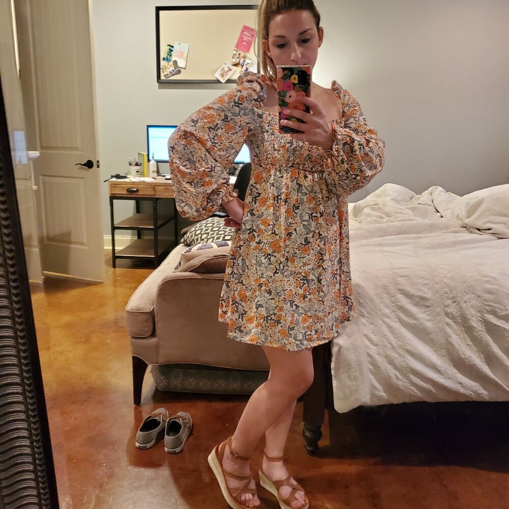 BNWT - Flowy floral cupshe minidress